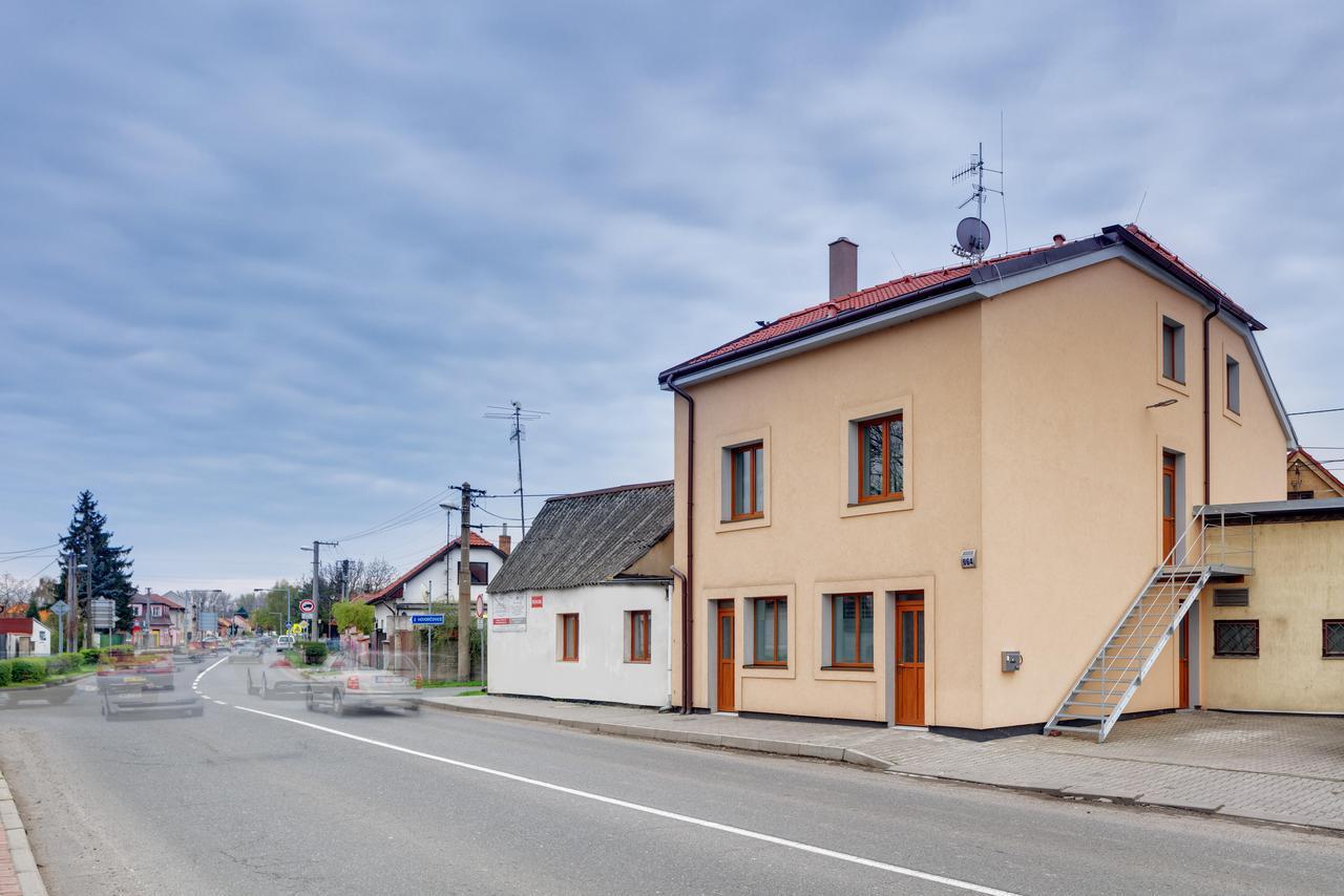 Apartements Studio 964 Libeznice Экстерьер фото